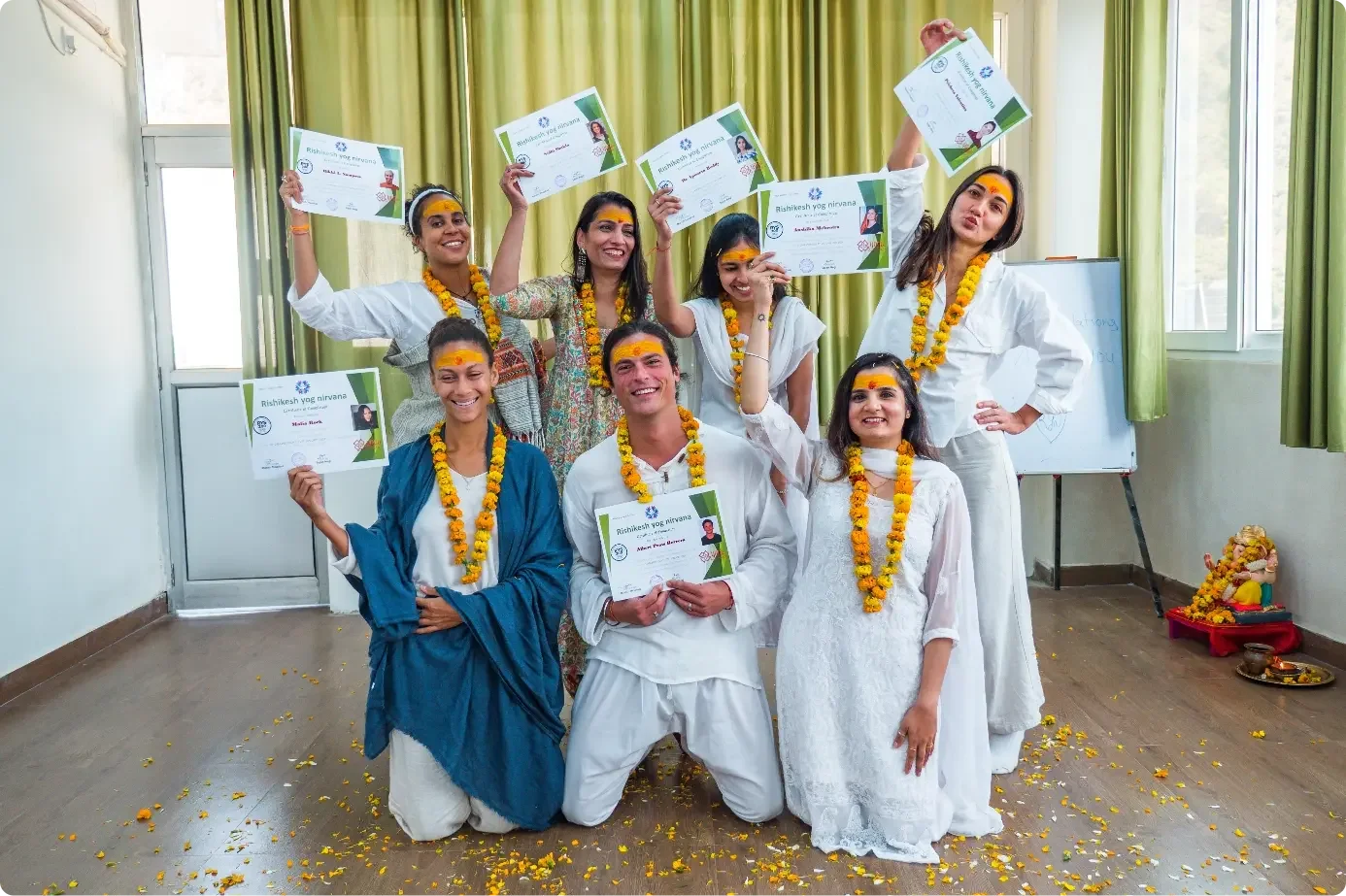 Обучение преподавателей пренатальной йоги