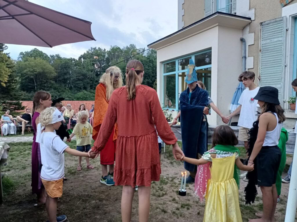 О хоббитах, эльфах, гномах, людях и волшебниках: детская неделя с Ричардом