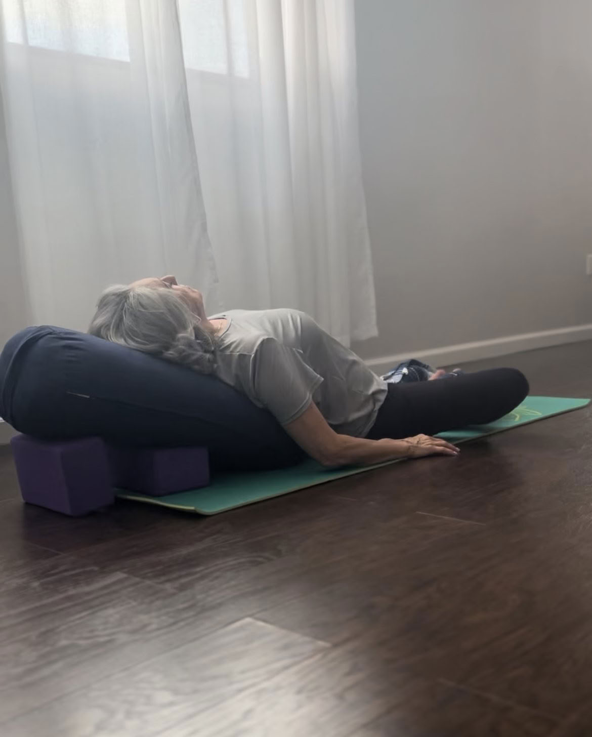 Восстановительная йога и звуковое исцеление — The Yoga Shack