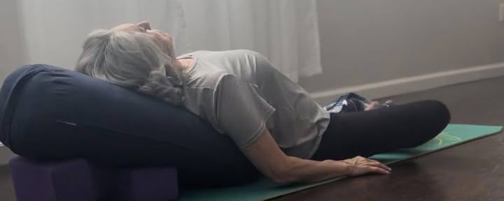Восстановительная йога и звуковое исцеление — The Yoga Shack