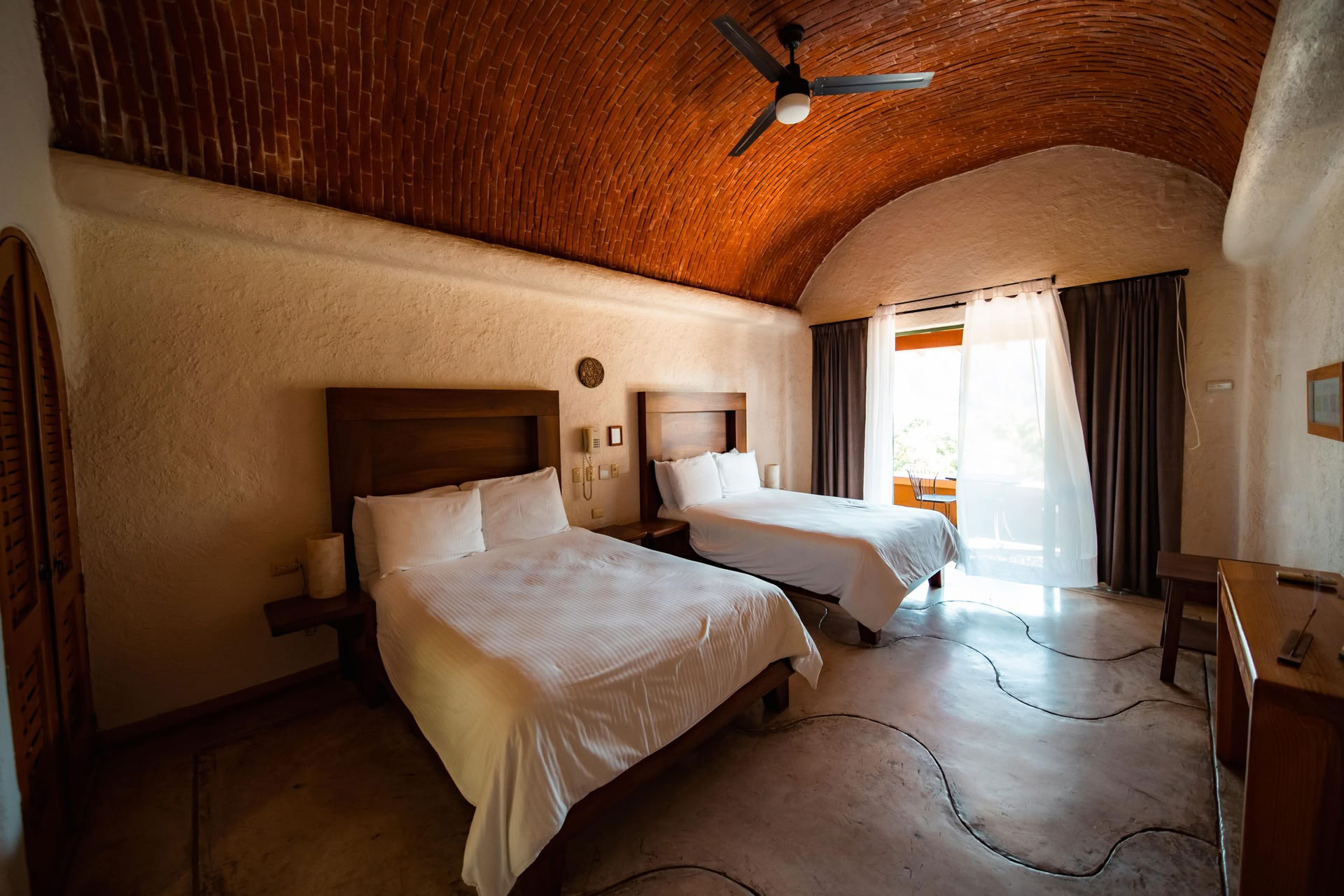3 ночи | Hostal de la Luz
