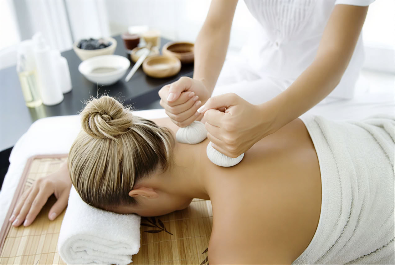 14-дневная программа панчакармы и аюрведы в Manaltheeram Ayurveda Beach Village, Ковалам