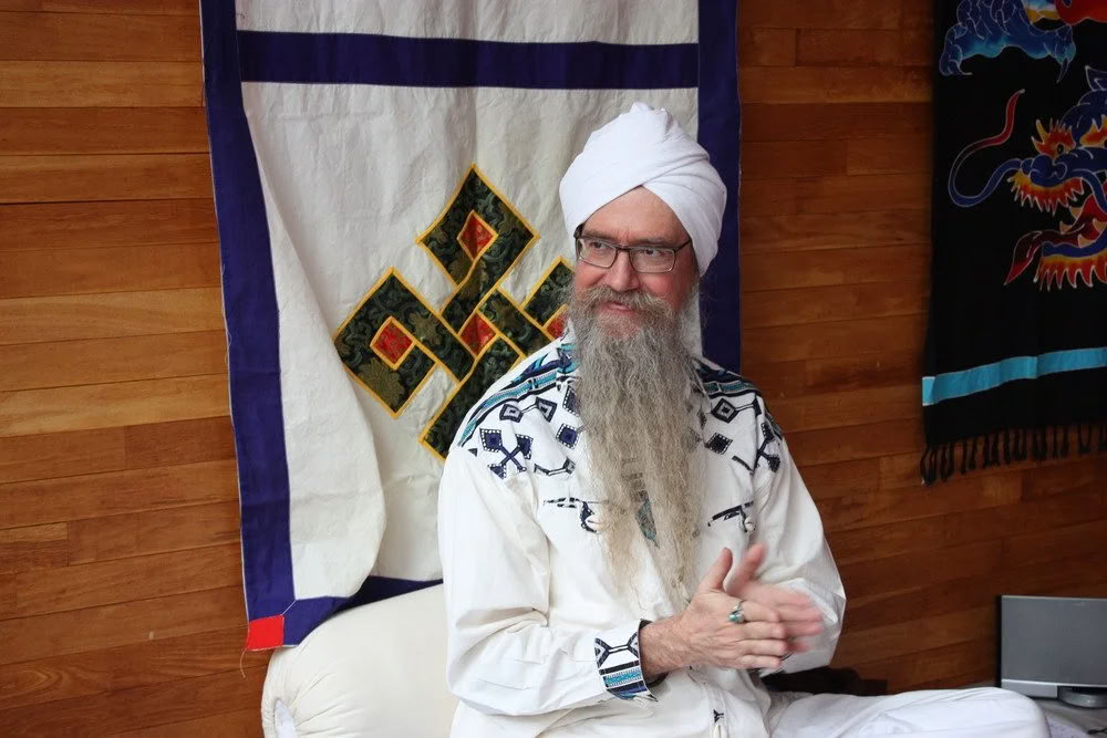 «Точка покоя»: зимний ретрит к солнцестоянию с Siri Sat и Guru Dharam