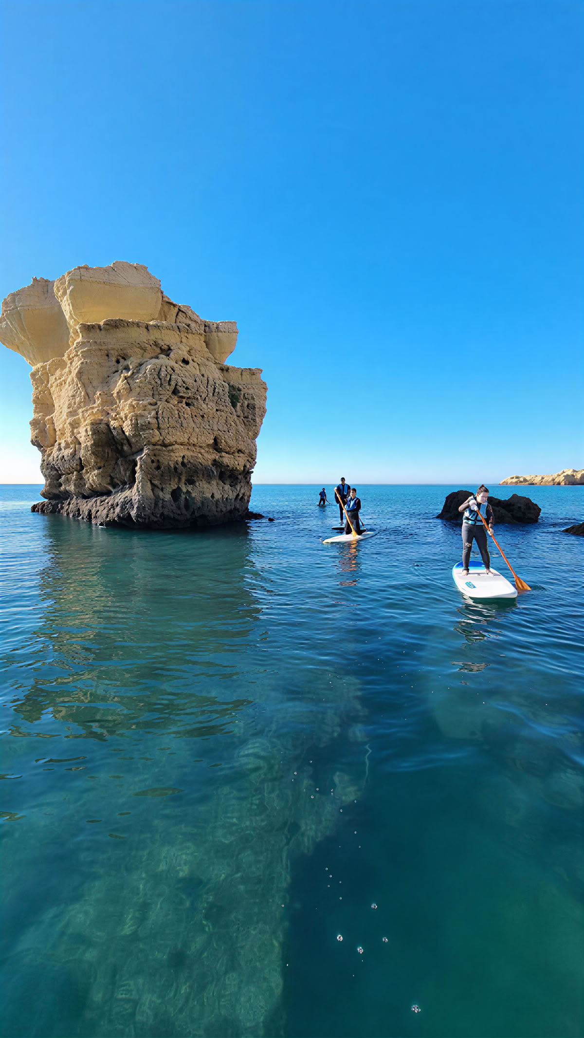 Йога и веселье у моря