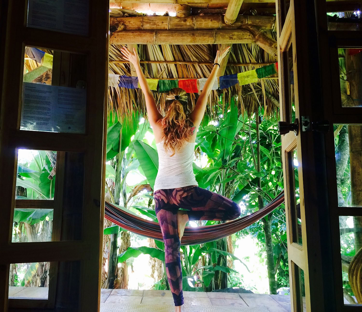 200-часовой курс RYT · Тоскана, Италия · сертифицировано Yoga Alliance