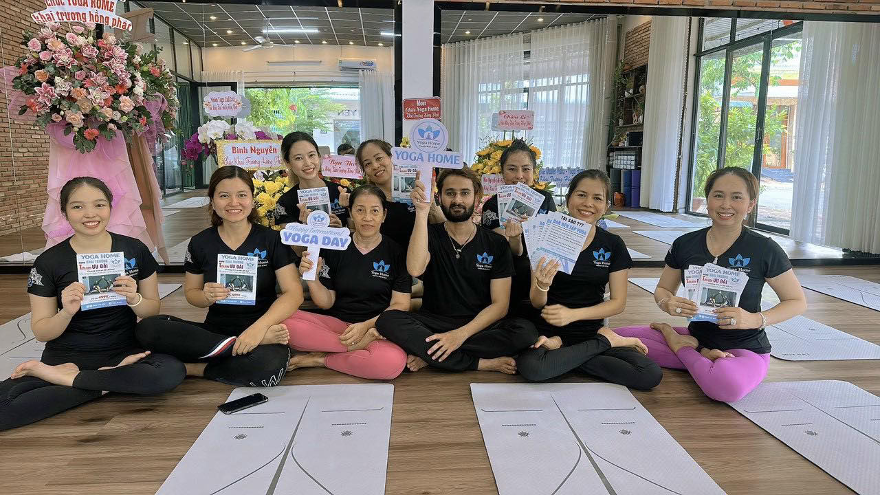 200-часовой курс подготовки преподавателей йоги в Yoga Home School