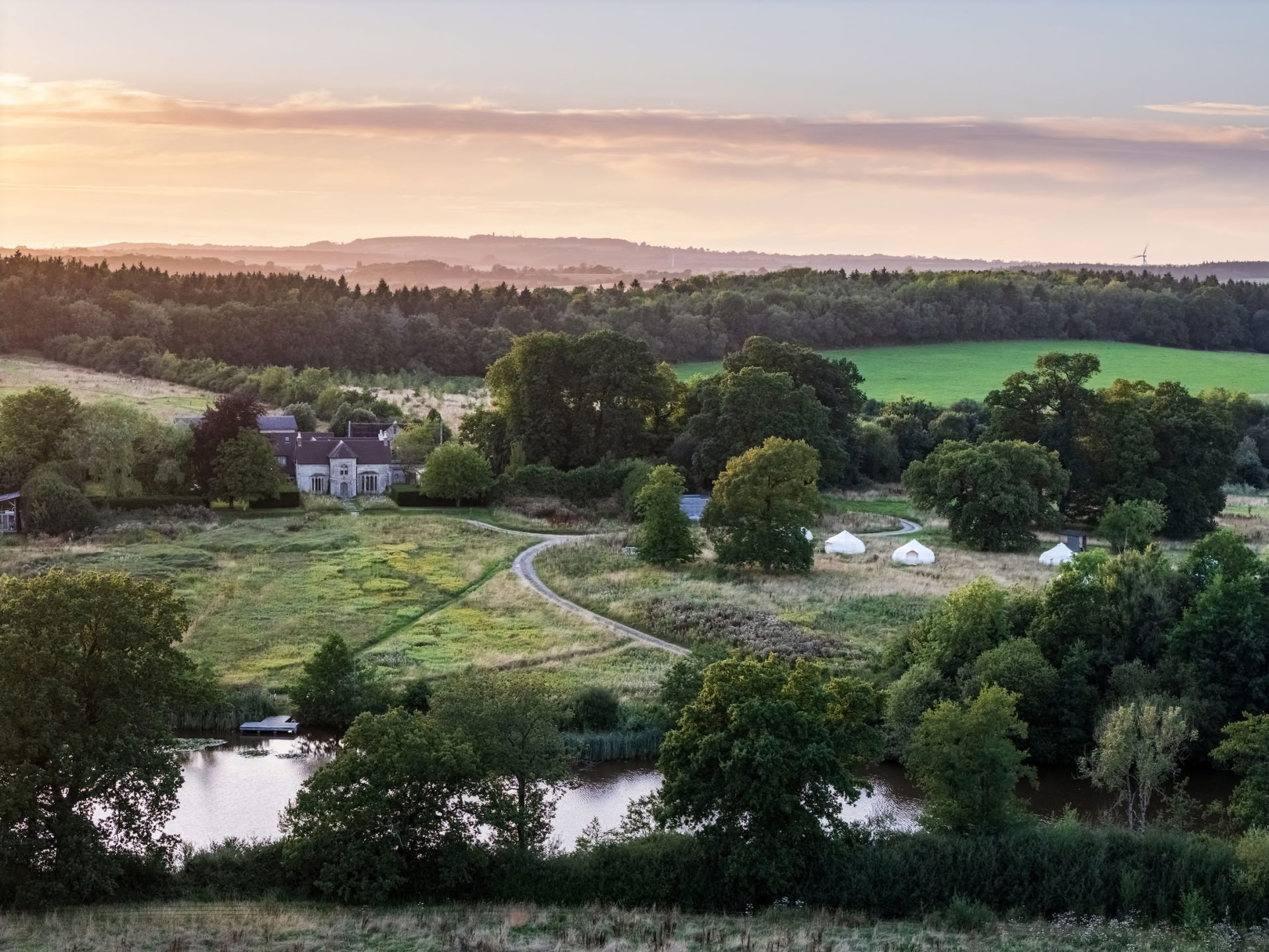 Медленное воскресенье в 42 Acres
