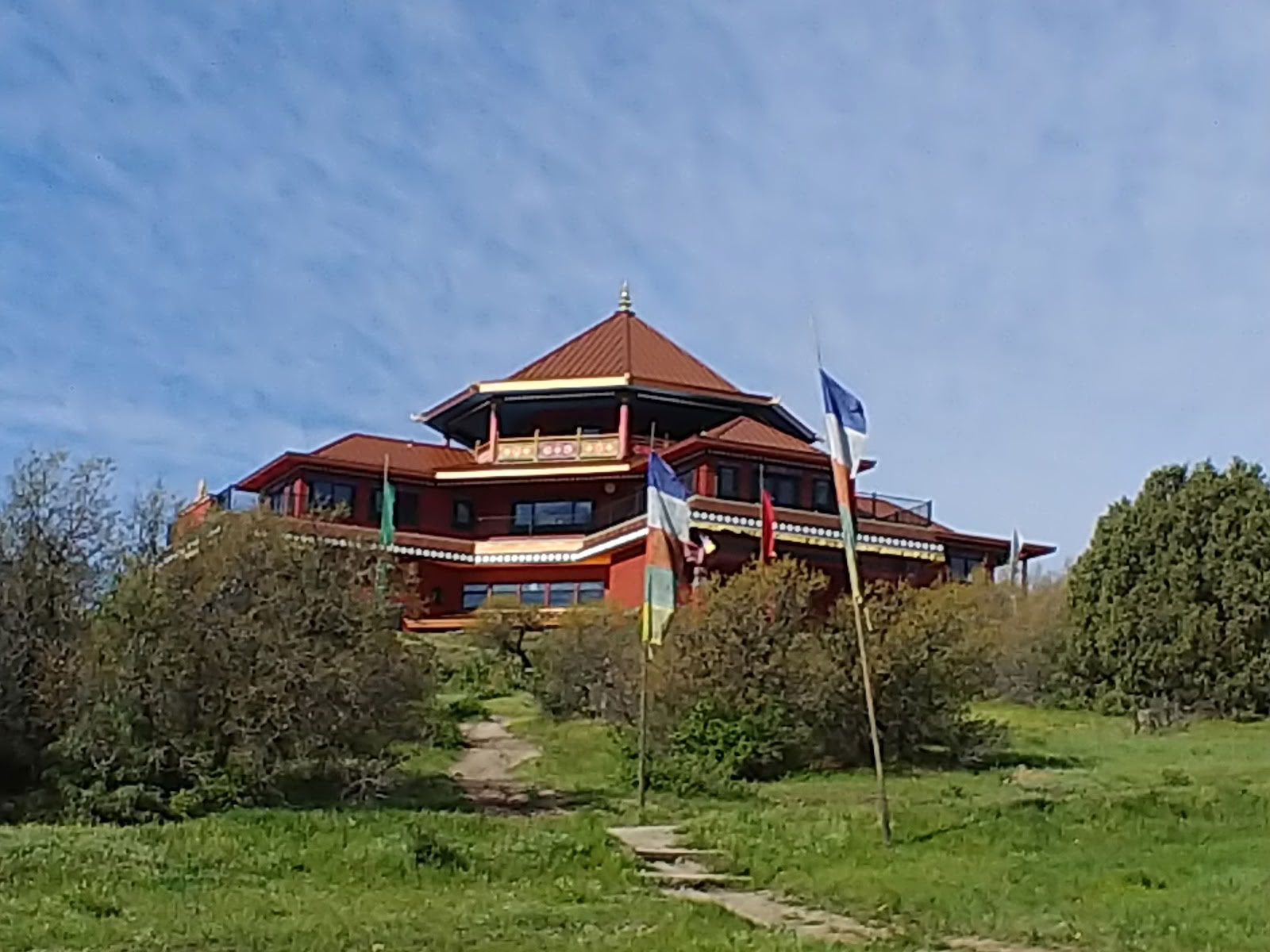 Буддийский ретрит Тара Мандала
