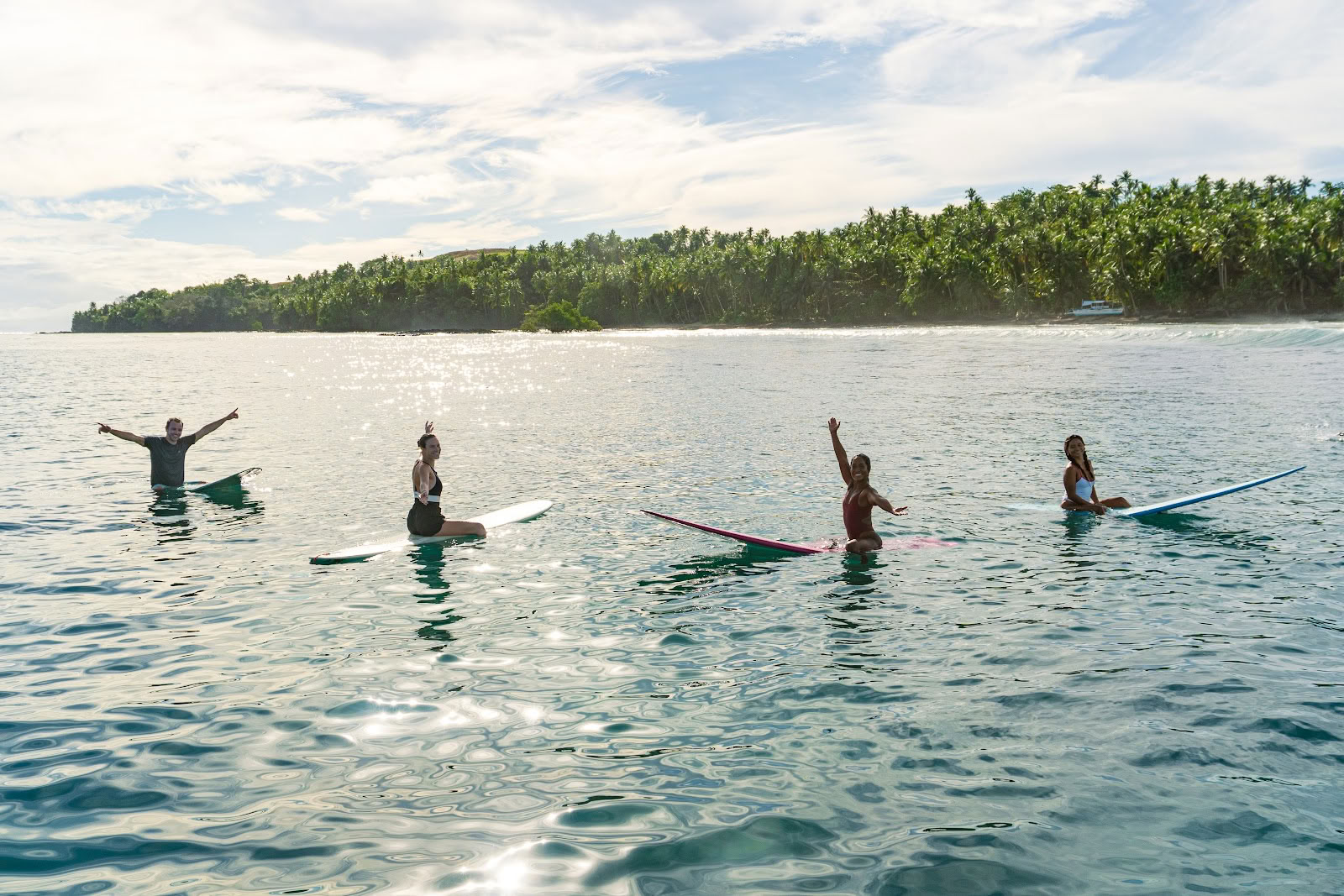 Ретриты Awake Siargao