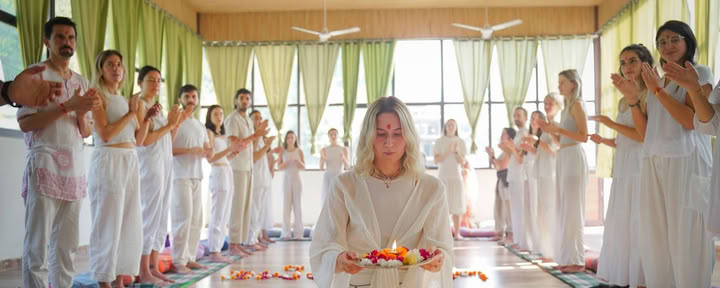 Обучение преподавателей йоги The Sun в Ришикеше — Sun YTTC Rishikesh