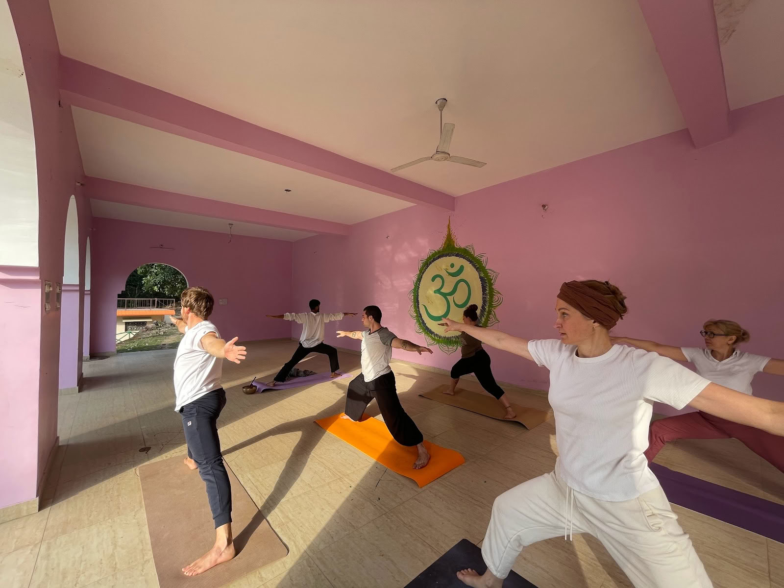 Abhyasa Yogmath | Традиционный ашрам йоги и медитации в Ришикеше, Индия
