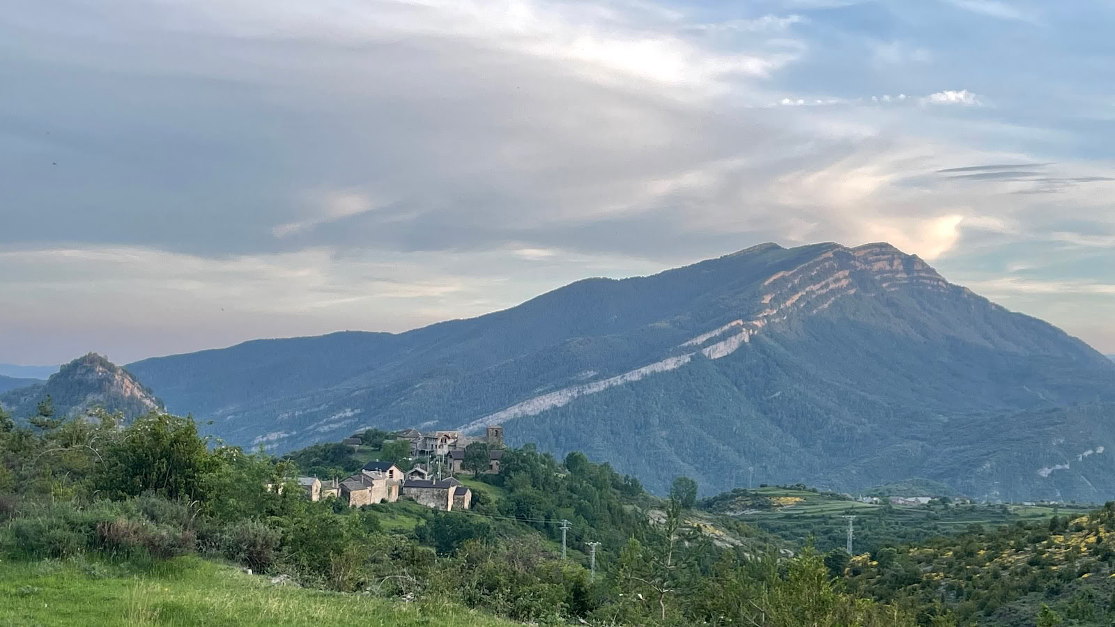 Casa Cuadrau: Йога, искусство и природа в Пиренеях