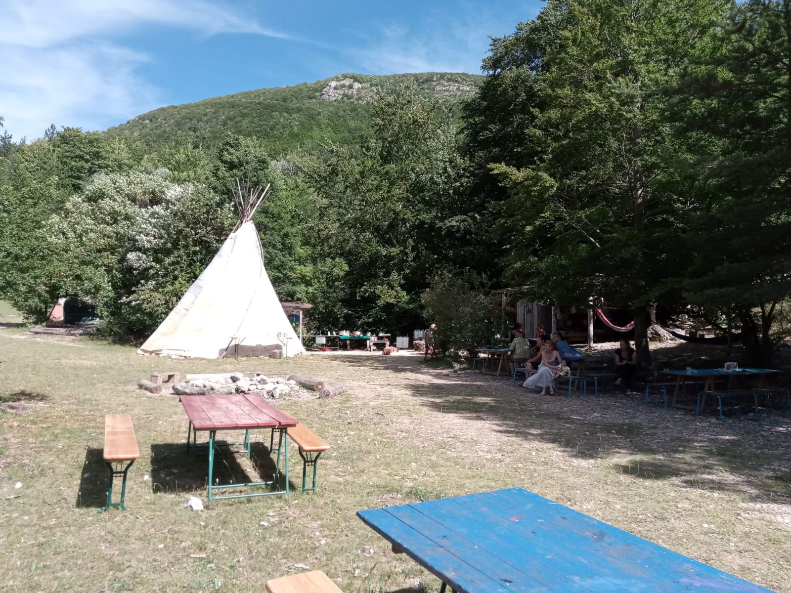 Летние лагеря La Chaumasse — Hameau des Damias