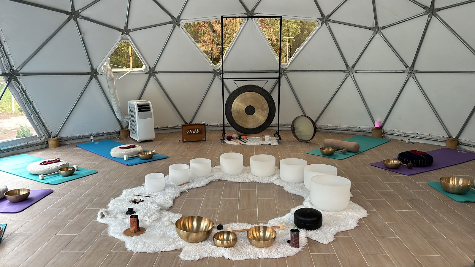 Центр здоровья и благополучия Holistic Bloom