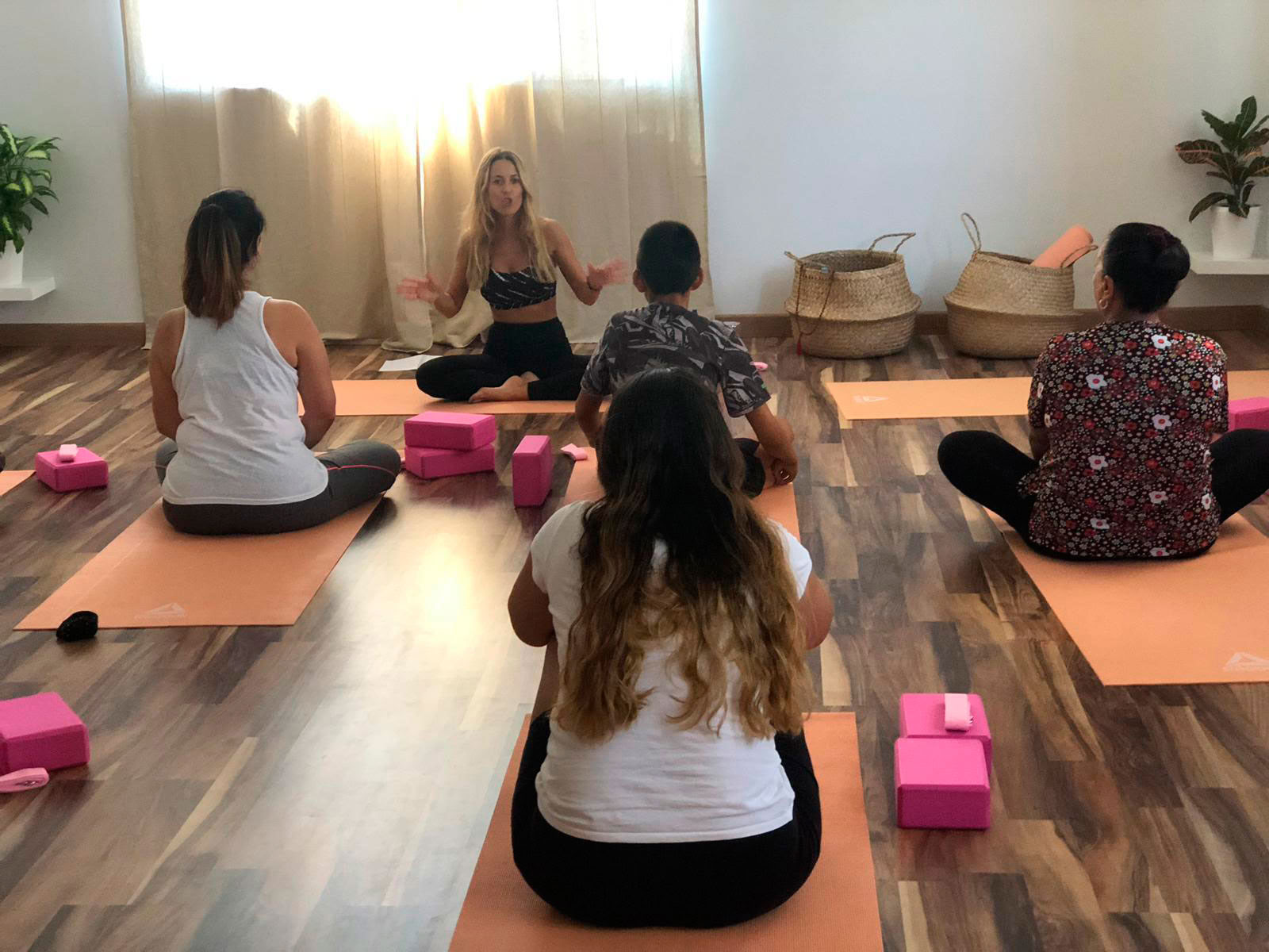 Центр йоги Mãe Yoga в Calypo Fado — Casarrubios del Monte