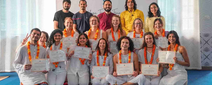 Школа йоги Drishti — лучшая школа подготовки преподавателей йоги в Ришикеше