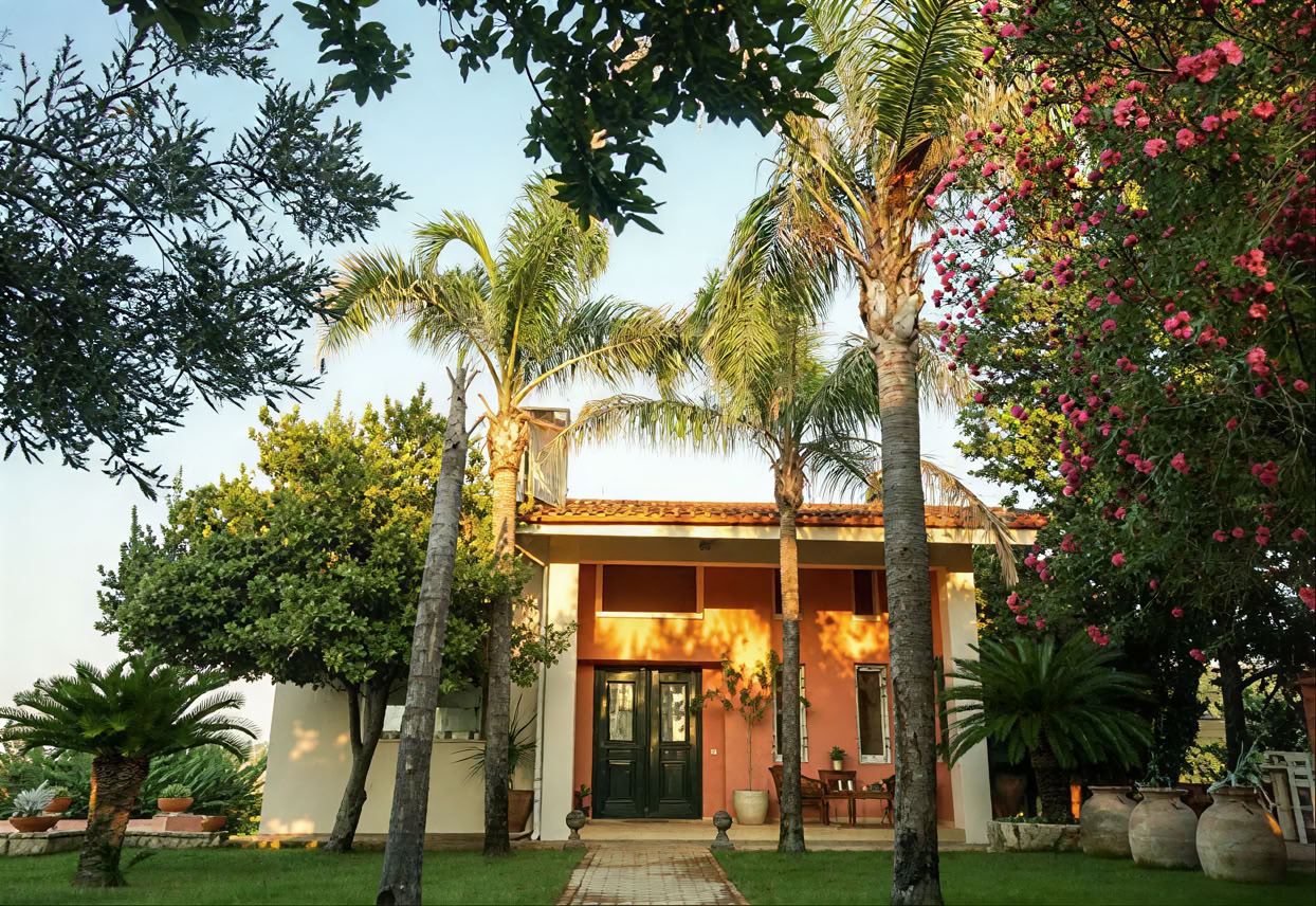 Ретриты Анандамайя