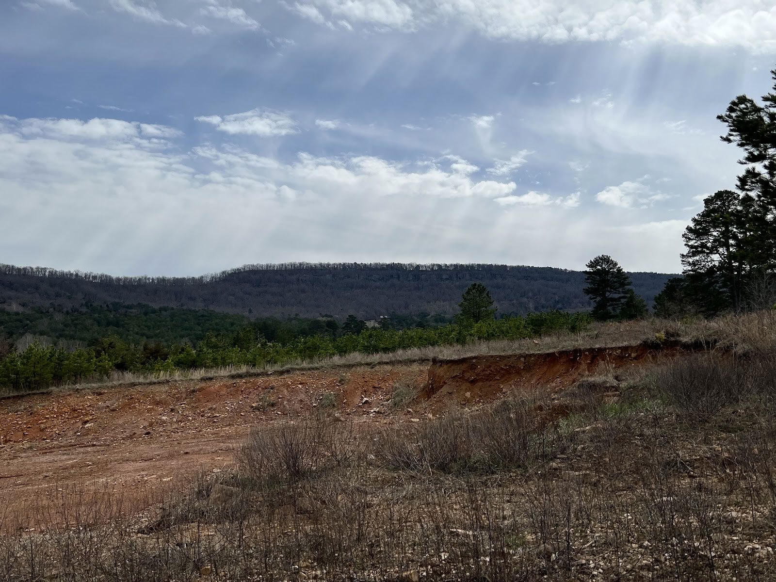 Лагерь Iron Bluffs