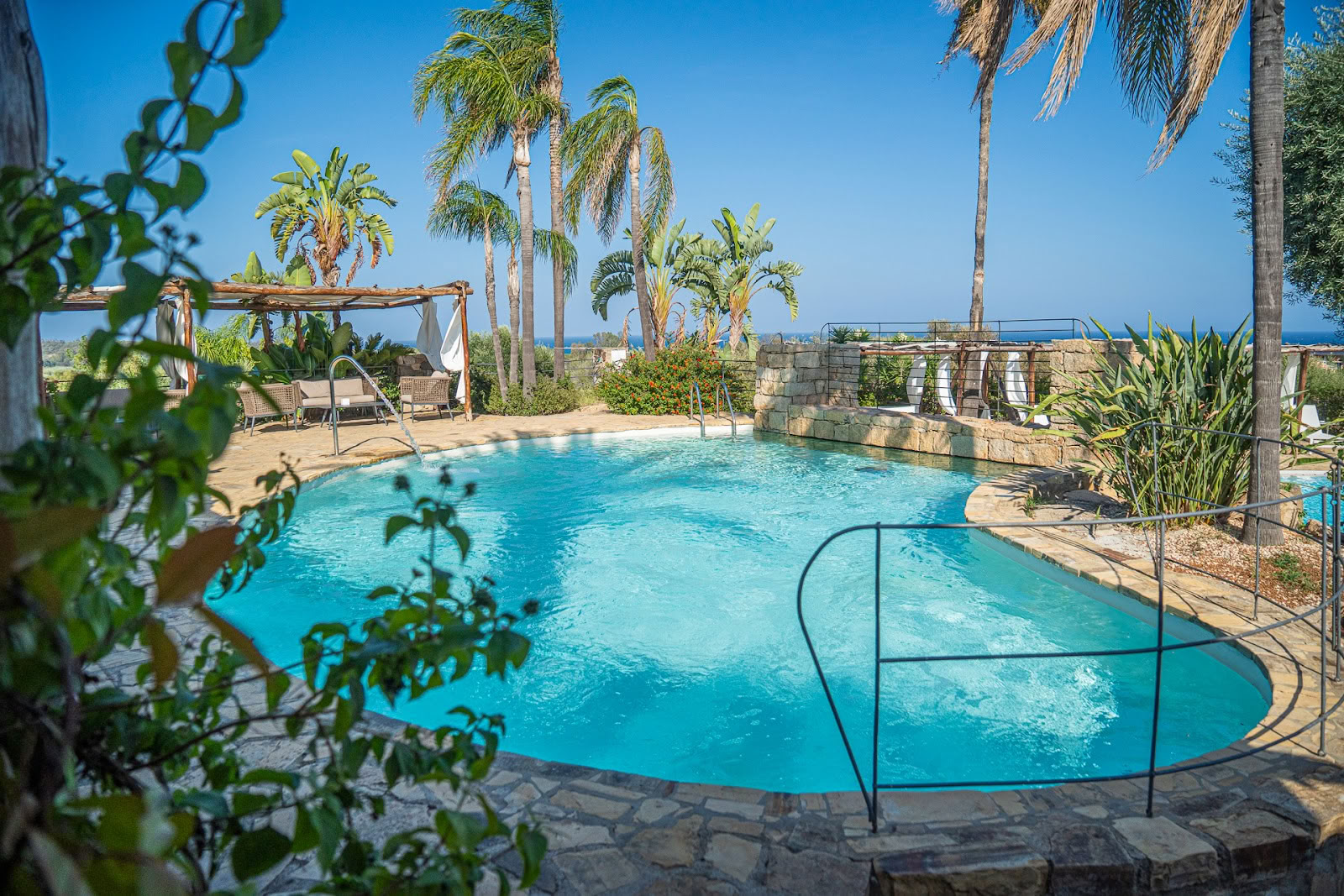 Отели Felix – Galanias Hotel & Retreat