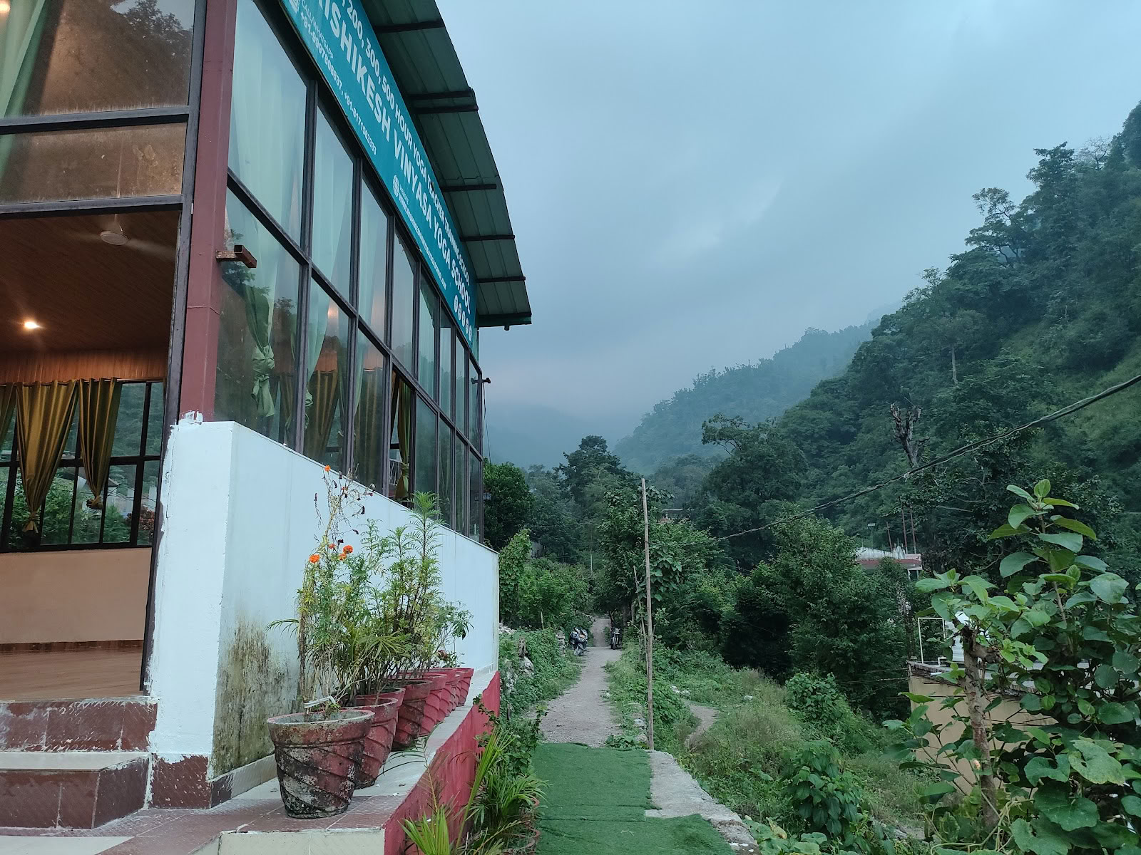 Школа виньяса-йоги в Ришикеше — подготовка преподавателей йоги, Ришикеш, Индия