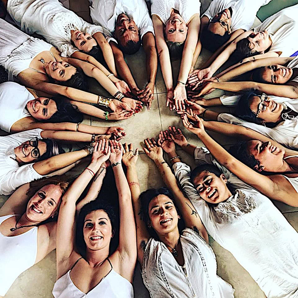 Международная школа личной трансформации и йоги YiA YOGA